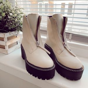 NEVER WORN H&M Tan Platform Boots